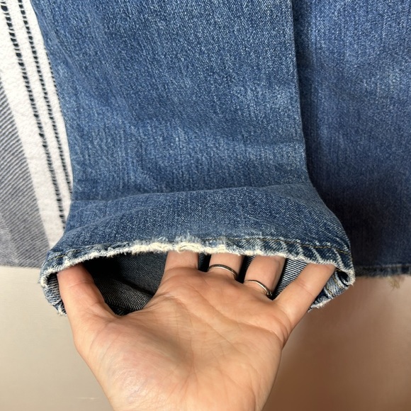 Stylish Indigo Straight Leg Jeans for Women - Picture 7 of 7